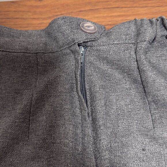 Corey Co. Girls Gray Pleated Uniform Skirt. Waist 24. - Picture 3 of 5